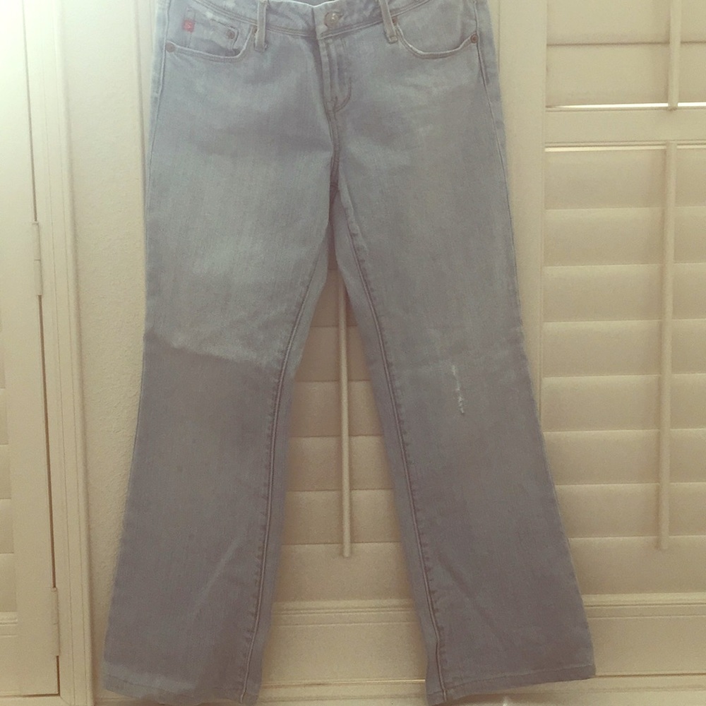 Seven7: Light wash jeans